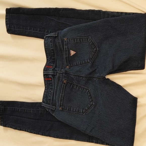 Guess medium rise curvy skinny jeans - Picture 3 of 3